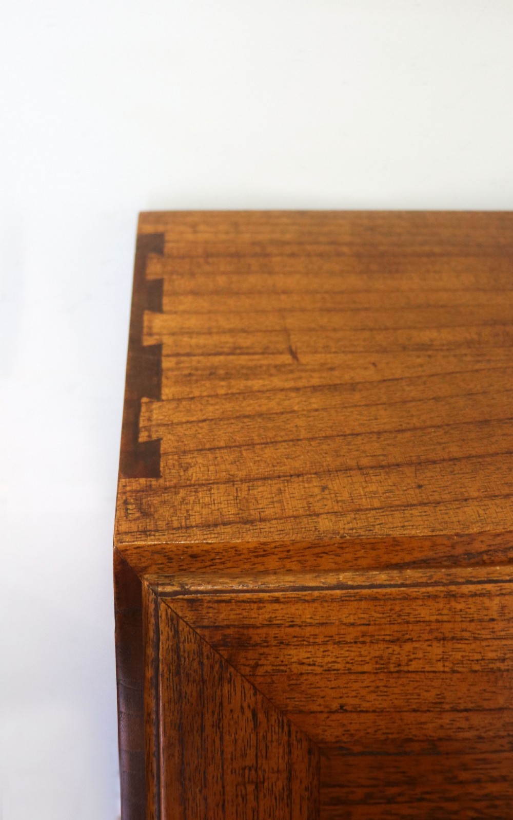 Quality British oak! A lovely Georgian oak bureau. View X