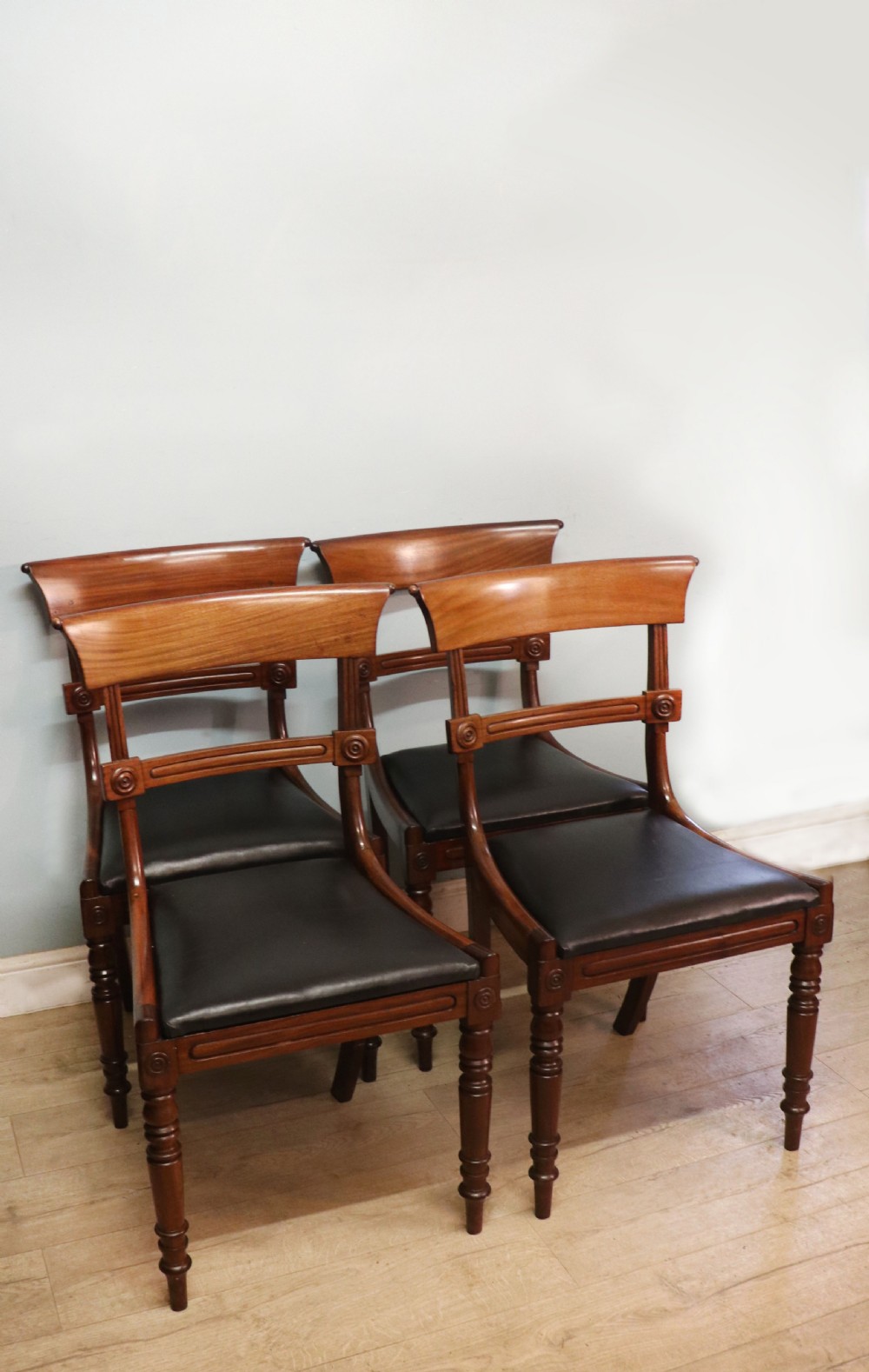 A lovely set of four late Georgian or William IV mahogany bar back dining chairs. View V