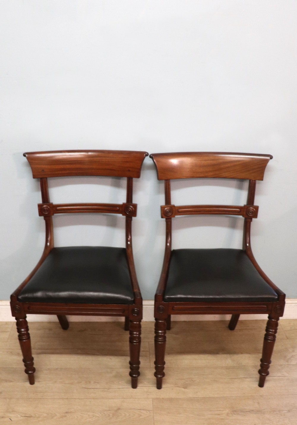 A lovely set of four late Georgian or William IV mahogany bar back dining chairs. View VI