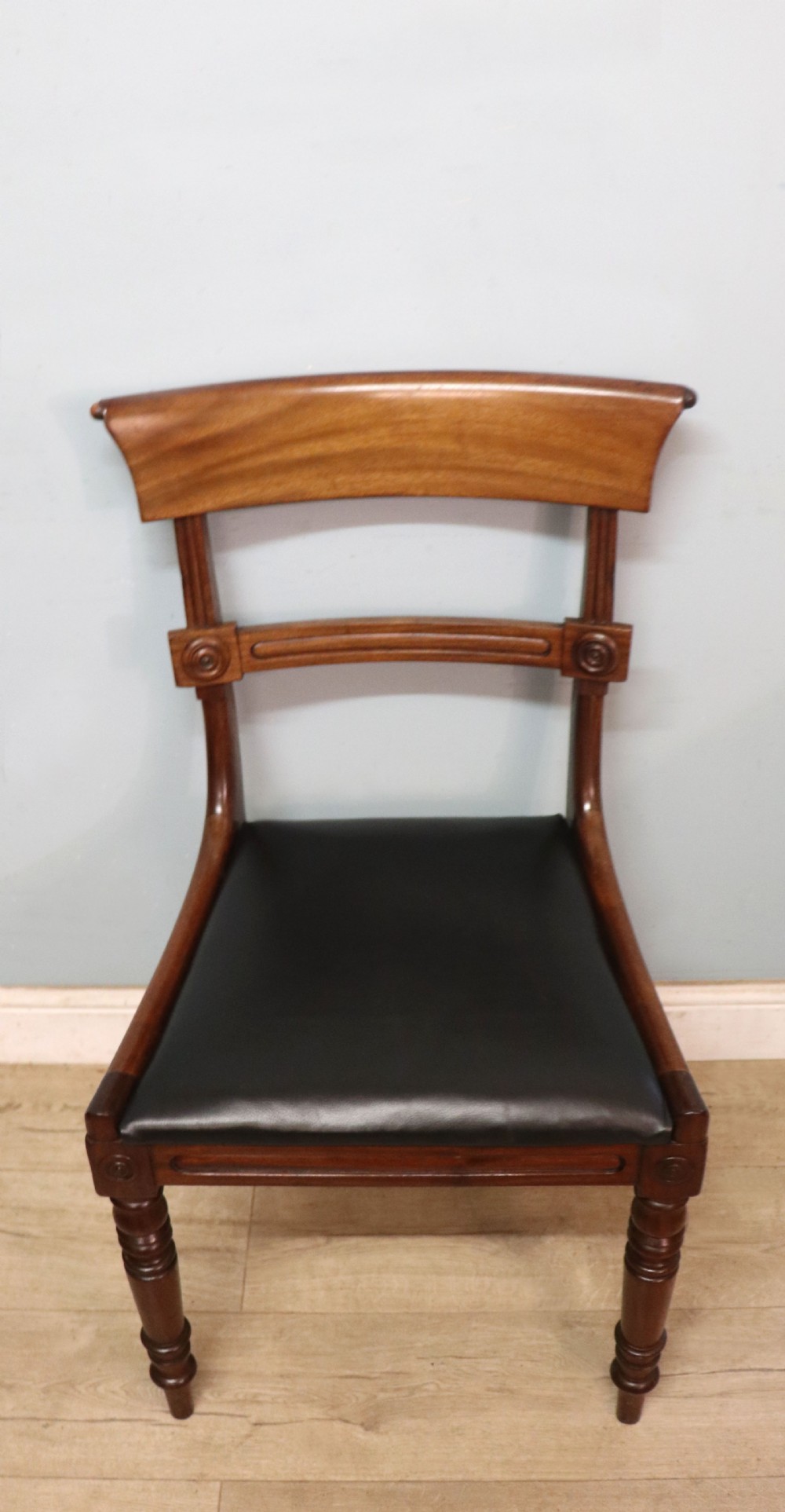 A lovely set of four late Georgian or William IV mahogany bar back dining chairs. View XV
