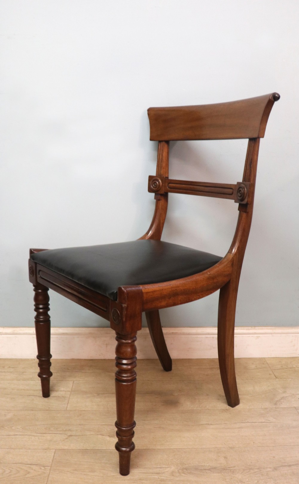 A lovely set of four late Georgian or William IV mahogany bar back dining chairs. View XVI