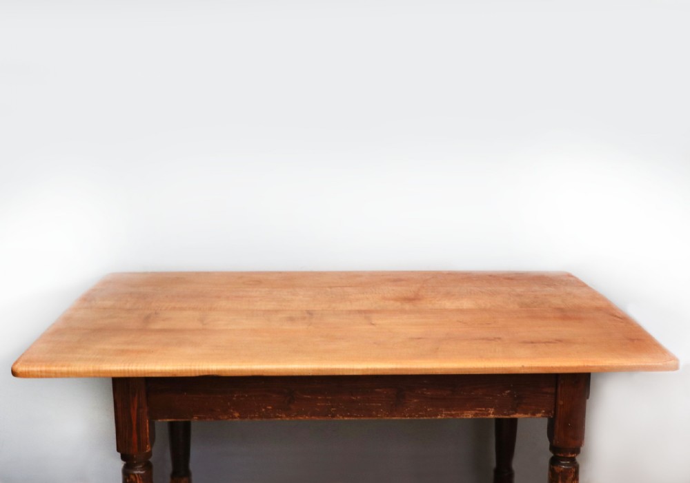 A lovely Victorian pine kitchen table with plank top. View VI