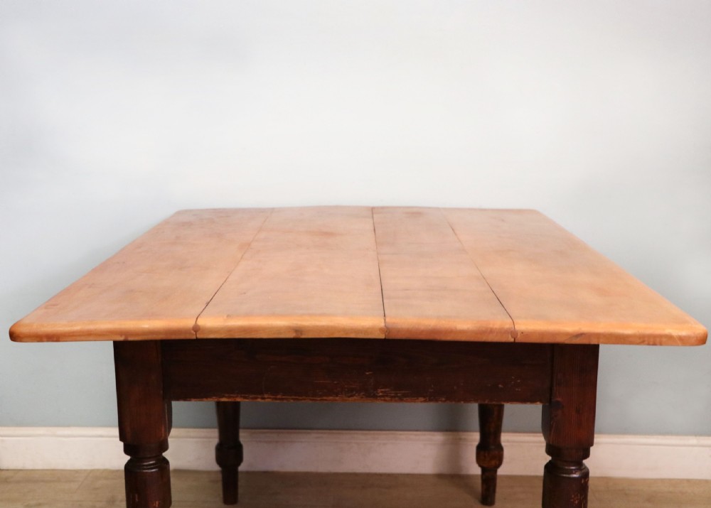 A lovely Victorian pine kitchen table with plank top. View VIII