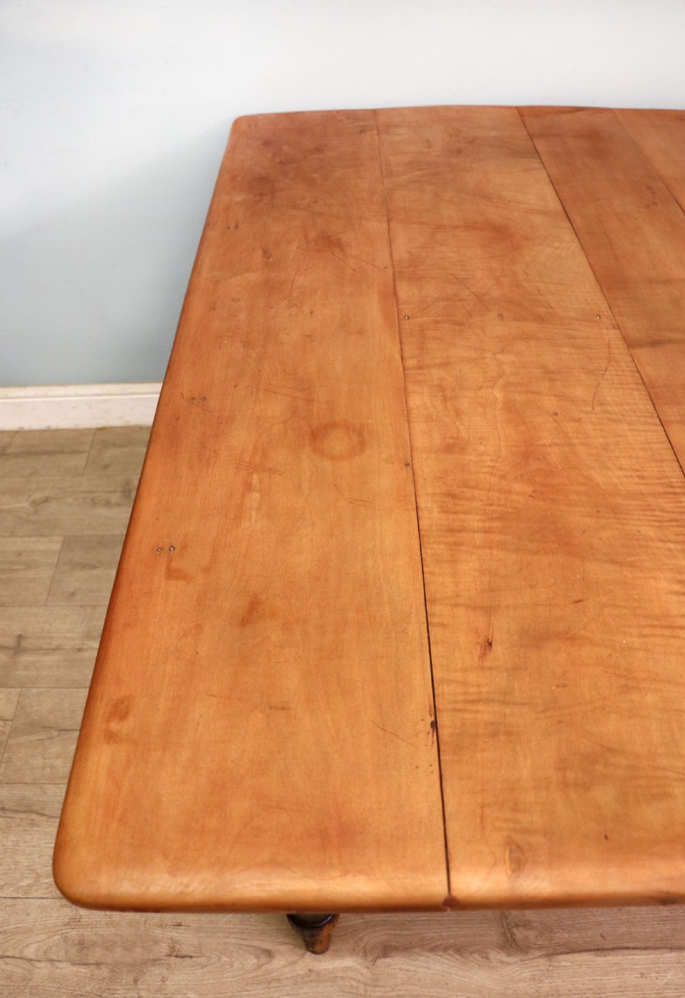 A lovely Victorian pine kitchen table with plank top. View XII