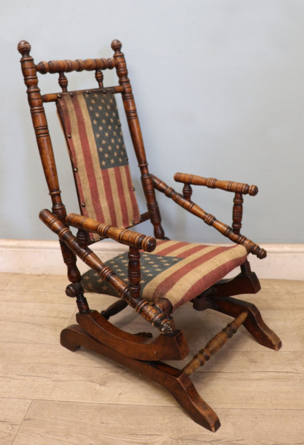 An absolutely lovely, charming late 19th century American child’s rocking chair. View X