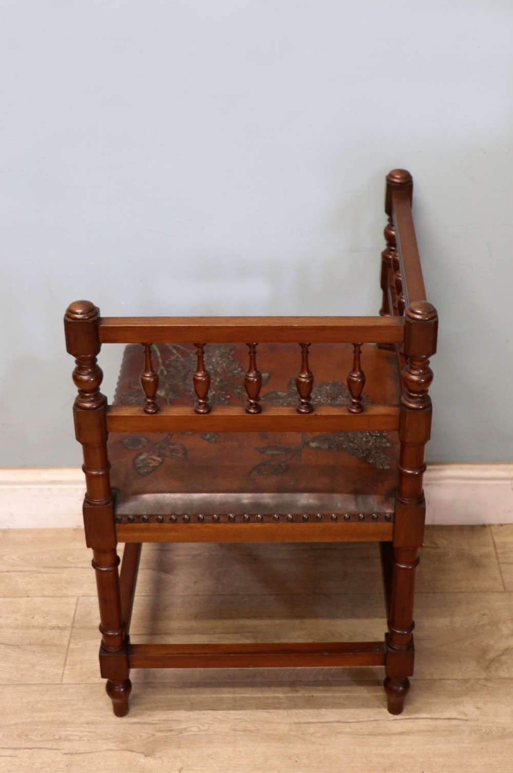 A lovely unusual late Victorian corner chair. View VI