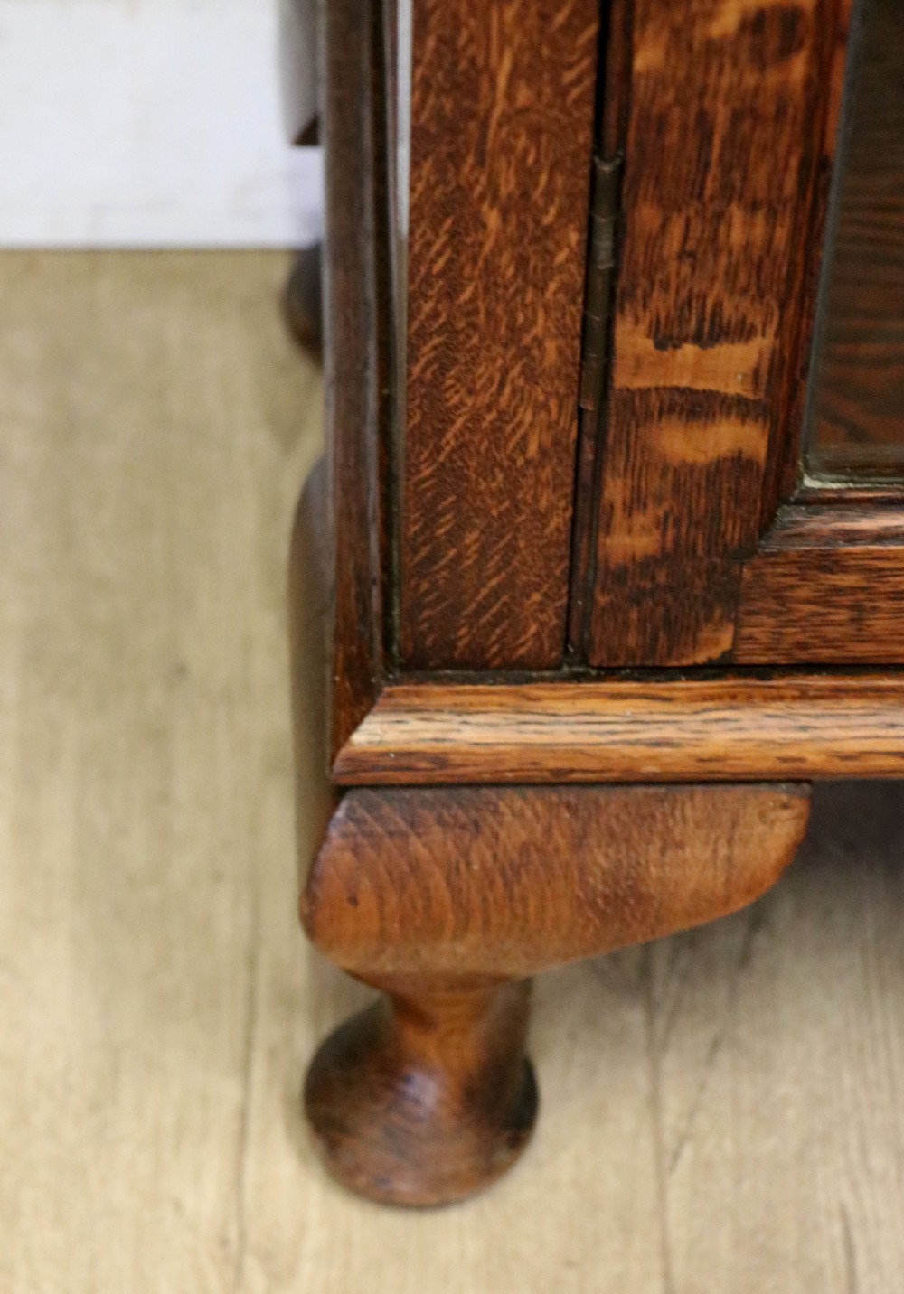 A lovely early 20th century oak framed and lead glazed display cabinet. View XXIII