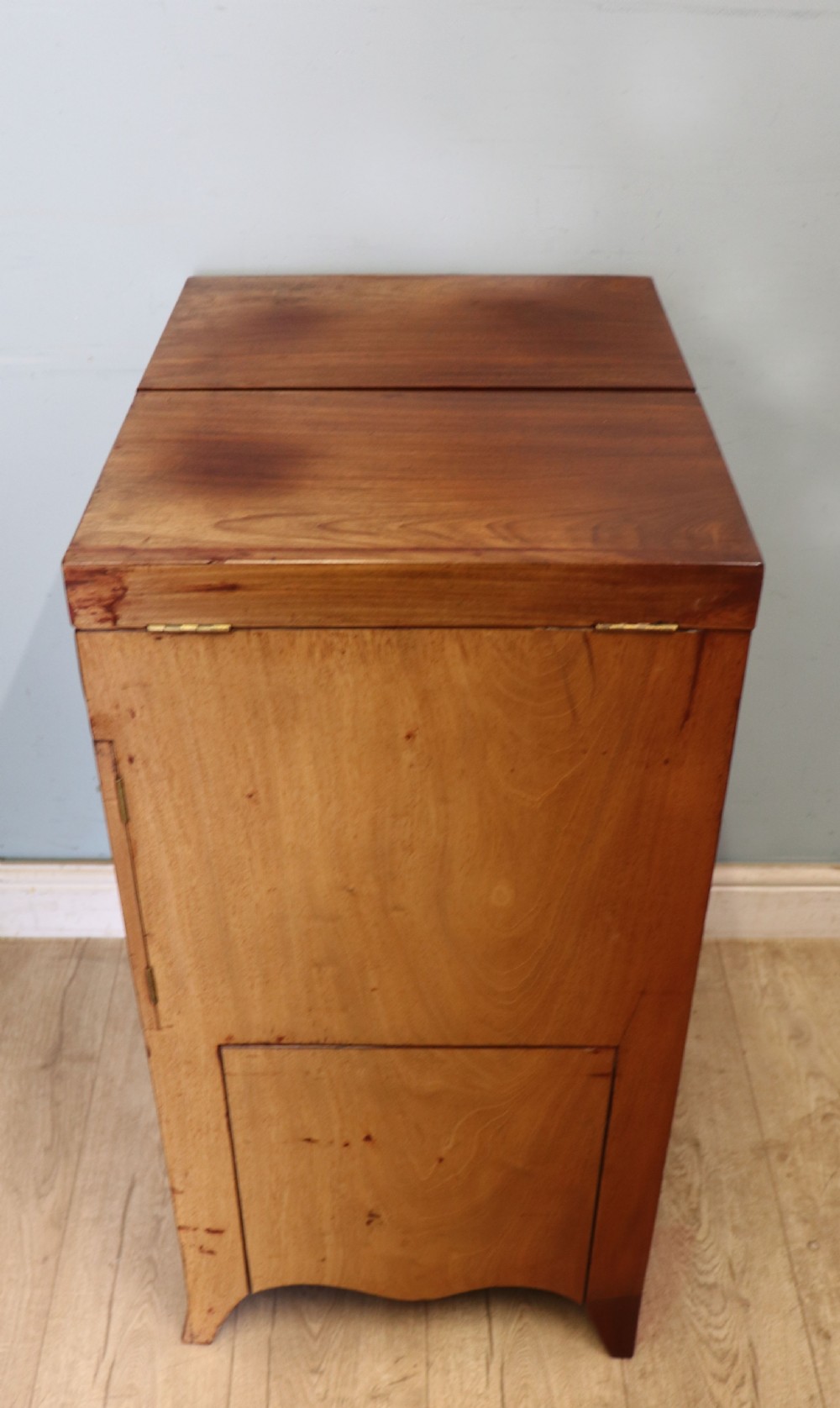George III mahogany combination washstand View XVII