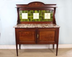 A LOVELY EDWARDIAN MAHOGANY FRAMED WASHSTAND