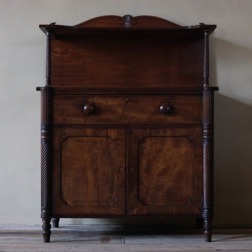 Early 19th Century Georgian Mahogany Chiffonier