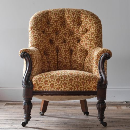 19TH CENTURY BUTTONED BACK TUB ARMCHAIR IN VINTAGE FRENCH COTTON - ADDITIONAL PHOTO 1