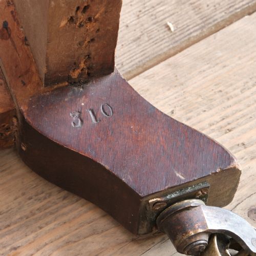 19TH CENTURY HOWARD STYLE OPEN ARMCHAIR - ADDITIONAL PHOTO 10