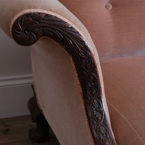 19TH CENTURY CAMEL BACK SOFA - ADDITIONAL PHOTO 7