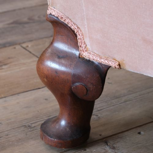 19TH CENTURY CAMEL BACK SOFA - ADDITIONAL PHOTO 16