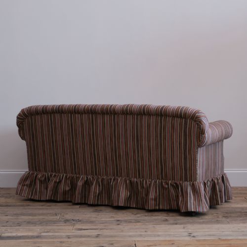19TH CENTURY COUNTRY HOUSE SOFA IN STRIPED TICKING - ADDITIONAL PHOTO 4