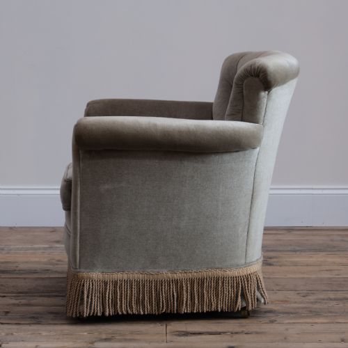 EARLY 20TH CENTURY HOWARD STYLE WOODSTOCK ARMCHAIR - ADDITIONAL PHOTO 6