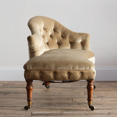 19TH CENTURY DIMINUTIVE WALNUT CHAISE LOUNGE - ADDITIONAL PHOTO 2