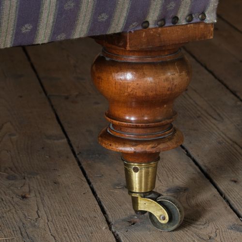 MID 19TH CENTURY COUNTRY HOUSE SOFA - ADDITIONAL PHOTO 5
