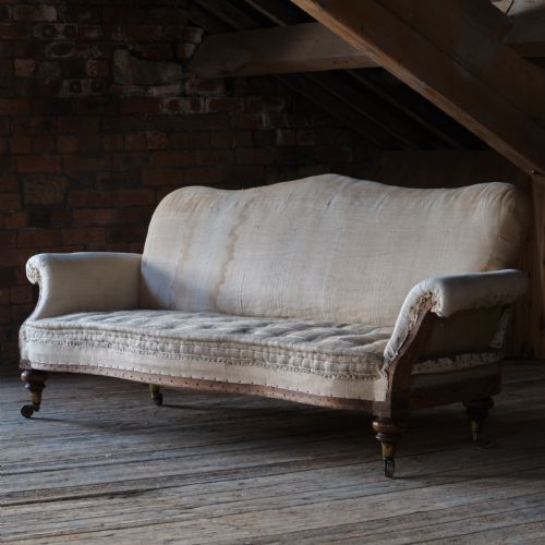 hindley and sons sofa - CATEGORY: ANTIQUE SOFAS - DATED VICTORIAN