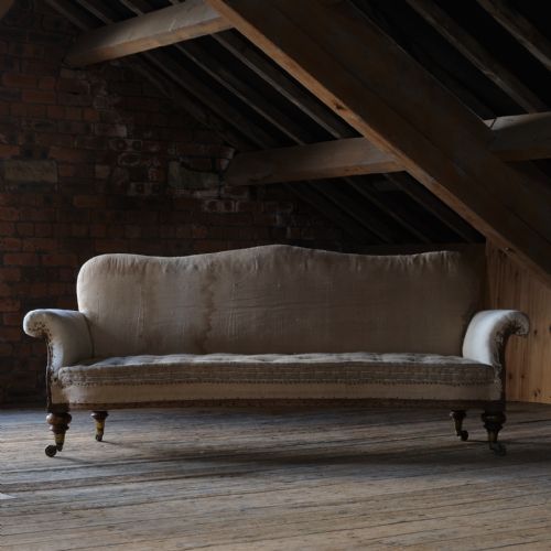 HINDLEY AND SONS SOFA - ADDITIONAL PHOTO 1