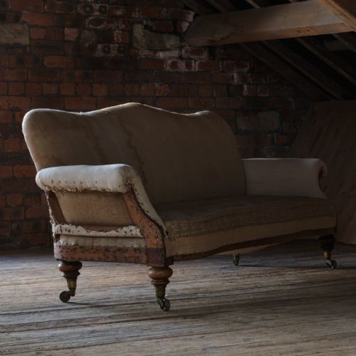 HINDLEY AND SONS SOFA - ADDITIONAL PHOTO 2
