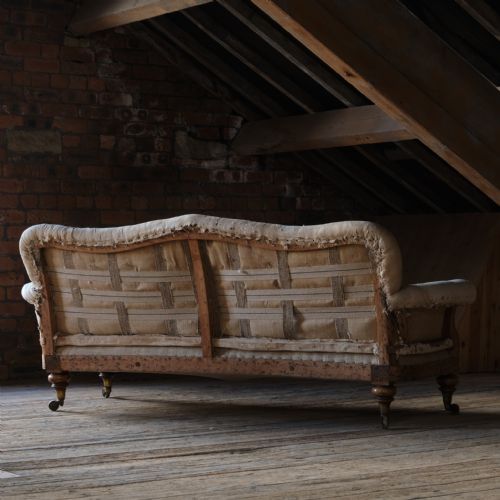 HINDLEY AND SONS SOFA - ADDITIONAL PHOTO 3