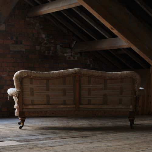 HINDLEY AND SONS SOFA - ADDITIONAL PHOTO 4