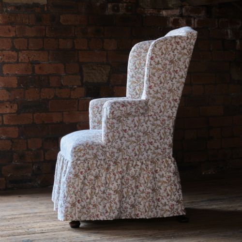 18TH CENTURY STYLE WINGBACK ARMCHAIR IN PRINTED COTTON - ADDITIONAL PHOTO 7