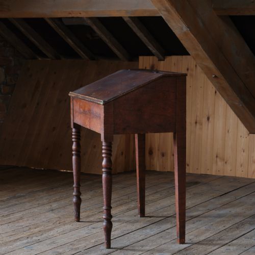 19TH CENTURY CLERKS DESK IN ORIGINAL PAINT - ADDITIONAL PHOTO 5