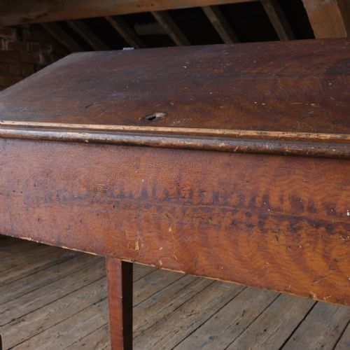 19TH CENTURY CLERKS DESK IN ORIGINAL PAINT - ADDITIONAL PHOTO 8