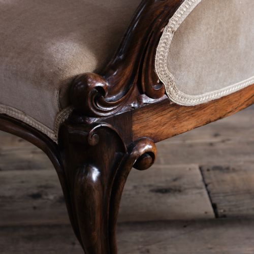 19TH CENTURY CARVED ROSEWOOD ARMCHAIR - ADDITIONAL PHOTO 6