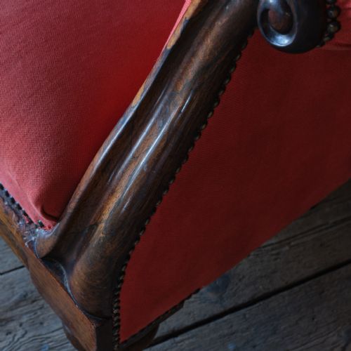 EARLY 19TH CENTURY COUNTRY HOUSE SOFA - ADDITIONAL PHOTO 6