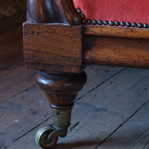 EARLY 19TH CENTURY COUNTRY HOUSE SOFA - ADDITIONAL PHOTO 7