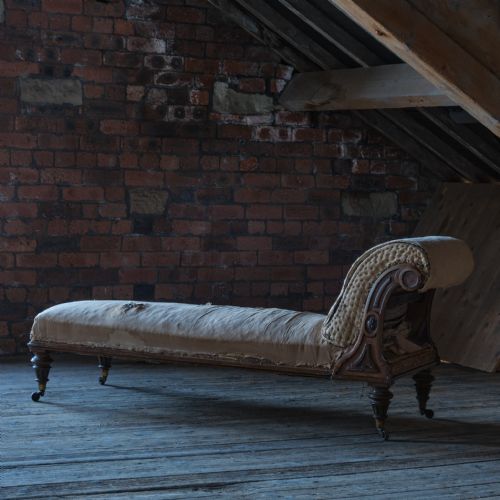 19TH CENTURY AESTHETIC MOVEMENT DAYBED - ADDITIONAL PHOTO 1