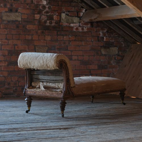 19TH CENTURY AESTHETIC MOVEMENT DAYBED - ADDITIONAL PHOTO 6