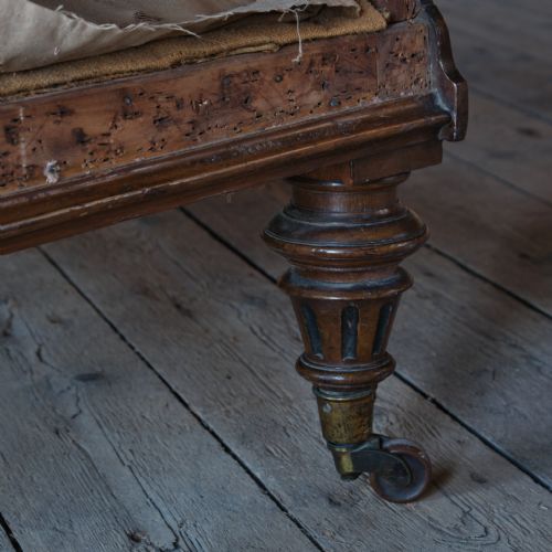 19TH CENTURY AESTHETIC MOVEMENT DAYBED - ADDITIONAL PHOTO 8