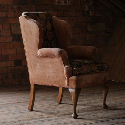 ANTIQUE EARLY 20TH CENTURY WINGBACK ARMCHAIR - ADDITIONAL PHOTO 2