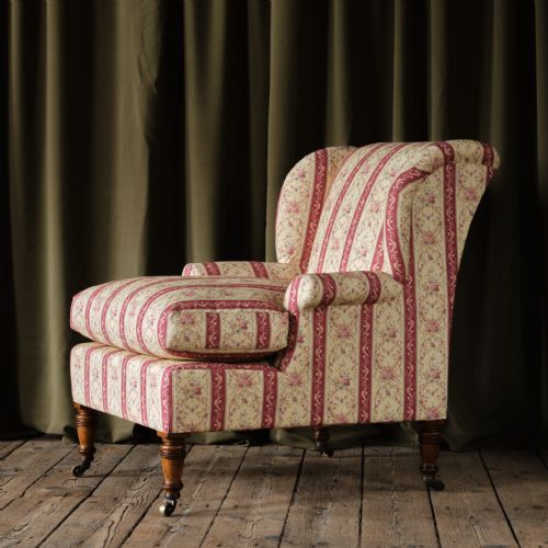 rare howard sons armchair - CATEGORY: ANTIQUE CHAIRS - DATED 19TH CENTURY
