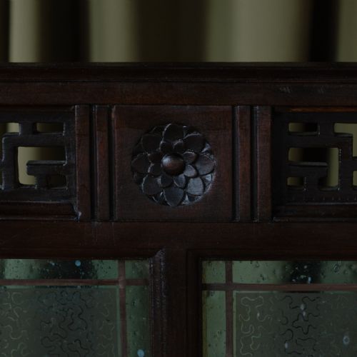 19TH CENTURY AESTHETIC MOVEMENT FIRE SCREEN WITH PAINTED SCENES - ADDITIONAL PHOTO 12