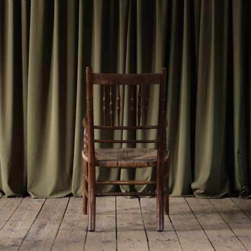 19TH CENTURY SUSSEX CHAIR ATTRIBUTED TO WILLIAM MORRIS - ADDITIONAL PHOTO 4