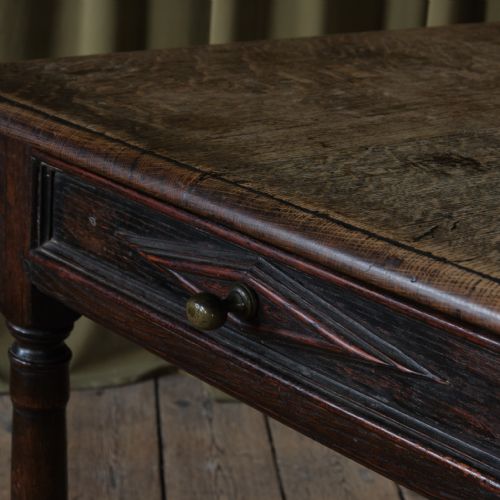ANTIQUE VERNACULAR OAK SIDE TABLE - ADDITIONAL PHOTO 10