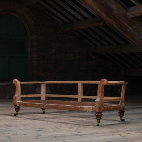 MID 19TH CENTURY COUNTRY HOUSE SOFA FRAME - ADDITIONAL PHOTO 4