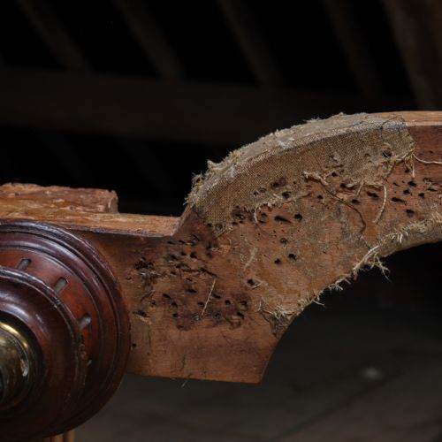 MID 19TH CENTURY COUNTRY HOUSE SOFA FRAME - ADDITIONAL PHOTO 12