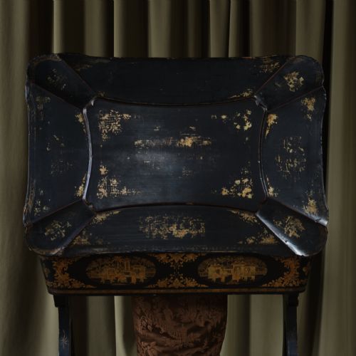 ANTIQUE 19TH CENTURY CHINOISERIE SEWING TABLE - ADDITIONAL PHOTO 6
