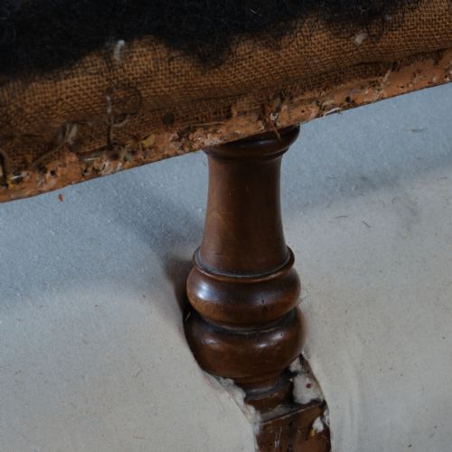 MID 19TH CENTURY OPEN ARMCHAIR 'ATTR' HOWARD SONS - ADDITIONAL PHOTO 4