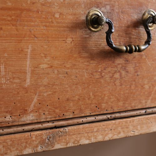 GEORGIAN PINE POT BOARD DRESSER BASE - ADDITIONAL PHOTO 7