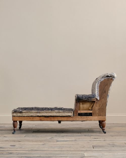 19TH CENTURY HOWARD SONS DAYBED - ADDITIONAL PHOTO 5