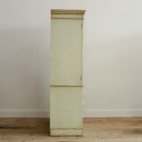 19TH CENTURY MAPLE CO LINEN PRESS - ADDITIONAL PHOTO 9