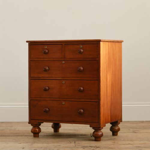 SMALL 19TH CENTURY MAHOGANY CHEST OF DRAWERS - ADDITIONAL PHOTO 6