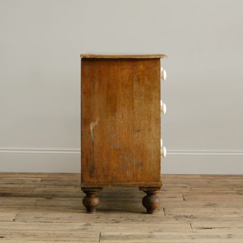 ANTIQUE PINE CHEST OF DRAWERS IN ORIGINAL SIMULATED OAK PAINT - ADDITIONAL PHOTO 2